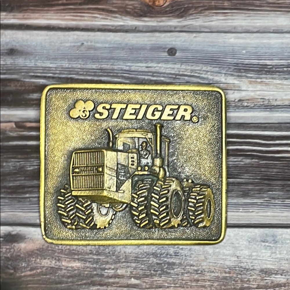 Steiger Tractor Belt Buckle - Gold